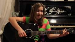 Девушка поёт под гитару- - Обнуляй (Кравц)