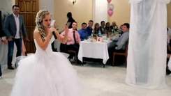 Невеста - Читает реп на свадьбе в подарок жениху