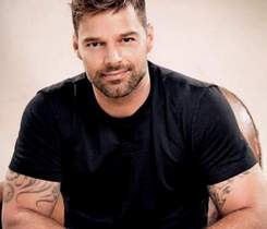 Ricky Martin - La Mordidita 2015