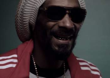 Snoop Lion - Smoke the Weed (feat. Collie Buddz)